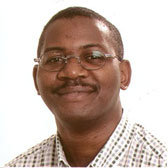 Herr Dr. Kizito Ssamula Mukasa (Besitzer)